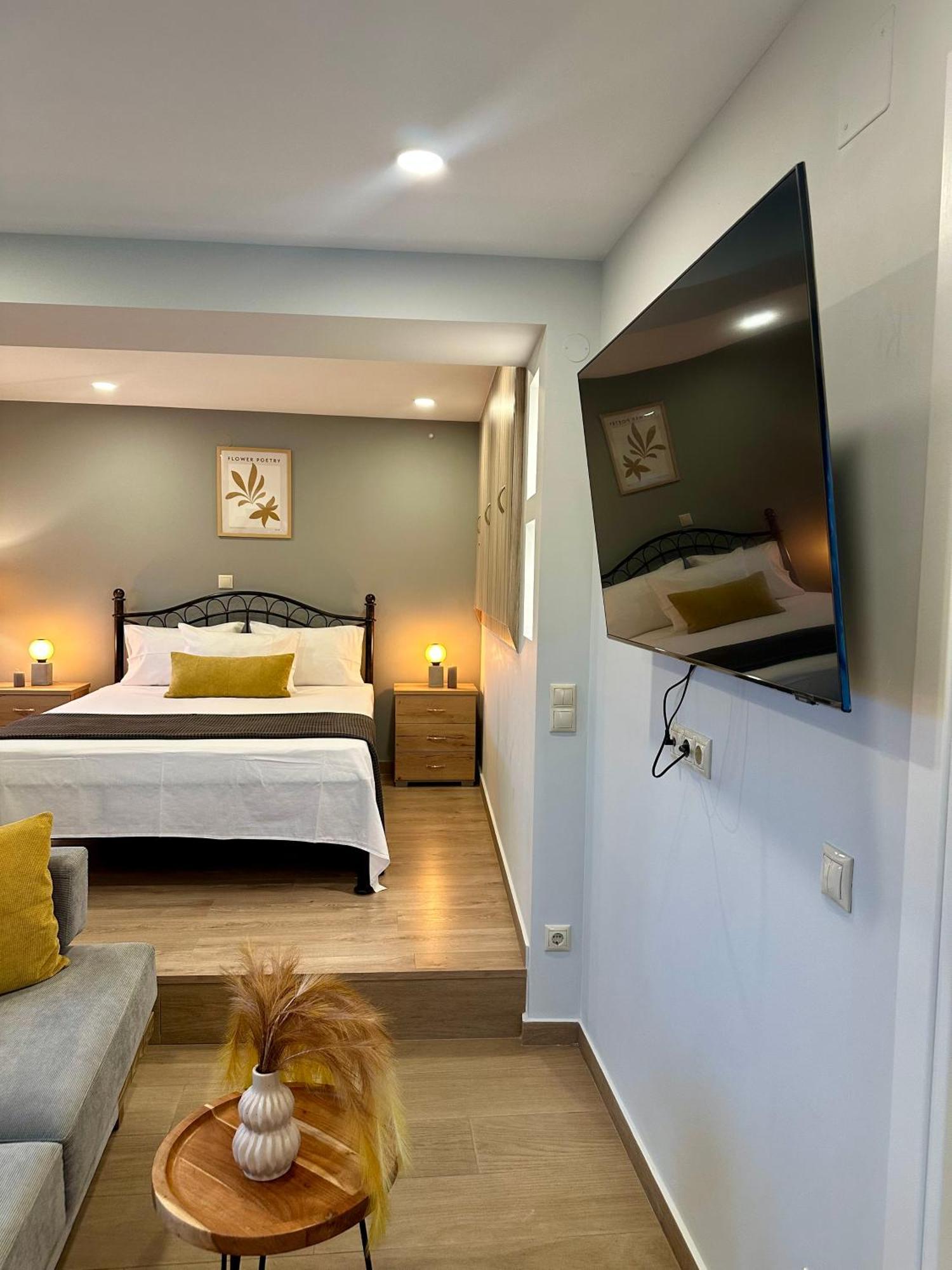 דירות Agioi Deka  Iris Luxury House מראה חיצוני תמונה
